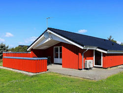 Four-Bedroom Holiday home in Vejers Strand 5
