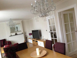 City Centre House - 5 bedrooms - sleeps up to 10